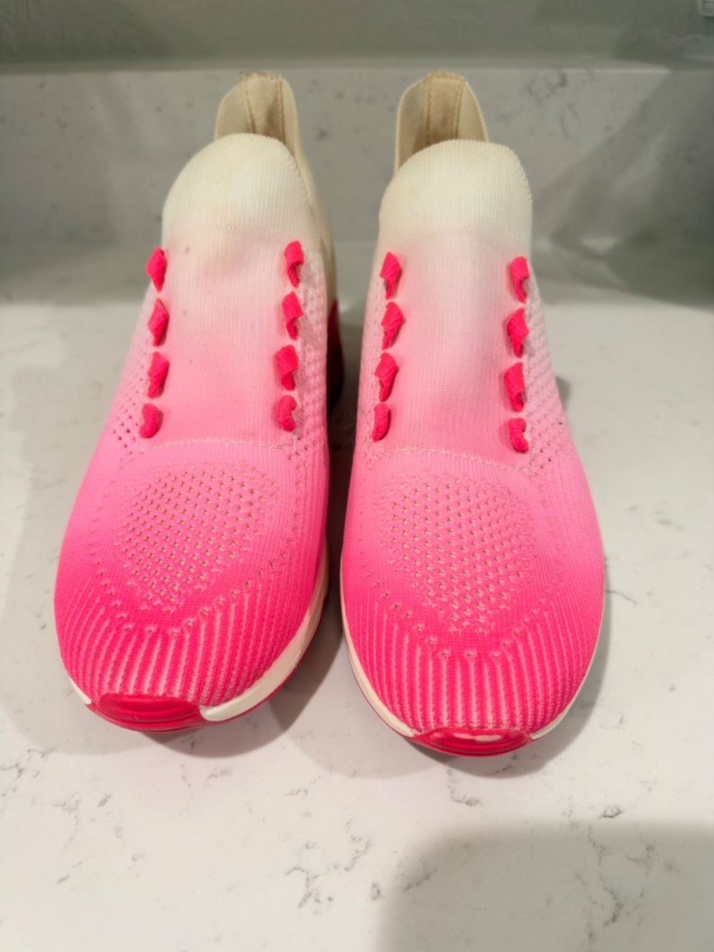 DKNY Women’s Pink & White Knit Sneakers Size 5